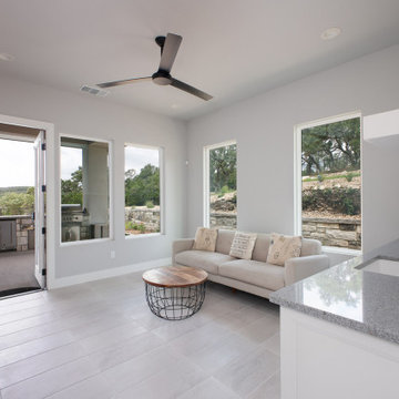 Modern: 4,950 ft², 4 BR/4 BA/2 ST home