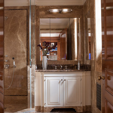 Traditional Bathroom