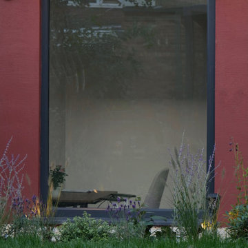 Family Garden in Ealing, London