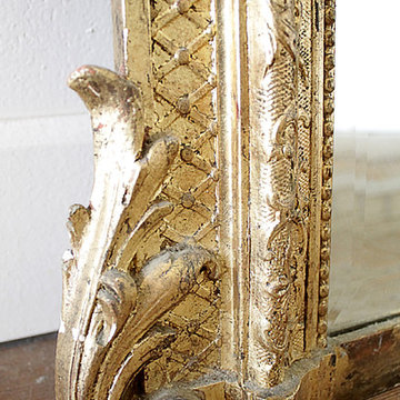 Early 20th Century Louis Philippe Style Giltwood Mirror with Clamshell Carvings