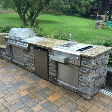 Outdoor Kitchens