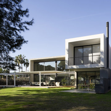D&E House