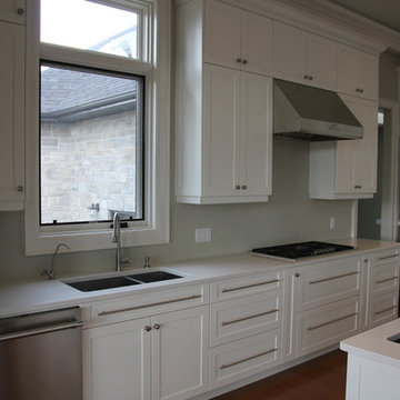 East End Contemporary White