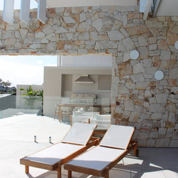 Burnie Irregular Walling Beach House Gold Coast - Wall Cladding & Stone Veneer