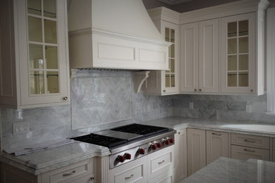 Inspiration for a timeless kitchen remodel in New York