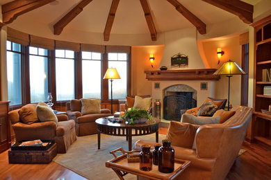 Inspiration for a timeless living room remodel in San Francisco