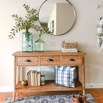 CALIFORNIA CASUAL ENTRY WAY