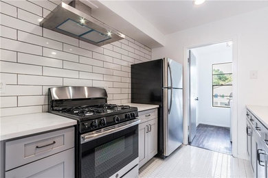 Inspiration for a farmhouse kitchen remodel in Austin