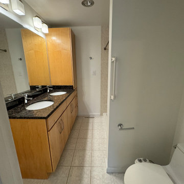 Putter Lane Primary Suite, Multiple Baths, Closets