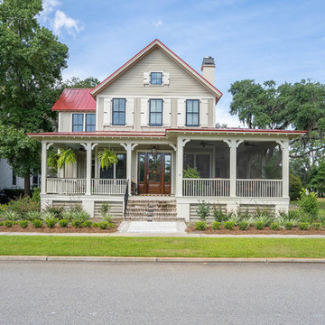 Midlothian Farmhouse with Southern Country Style