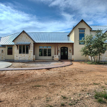 Rustic Elegance in Fair Oaks Ranch