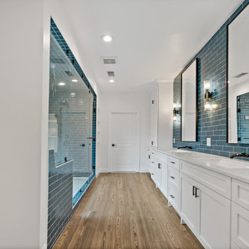 Incredible Blue & White Bath With Wall Bench & Steam Shower