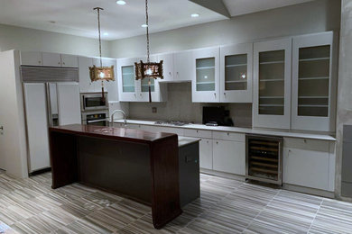 Inspiration for a modern kitchen remodel in Columbus