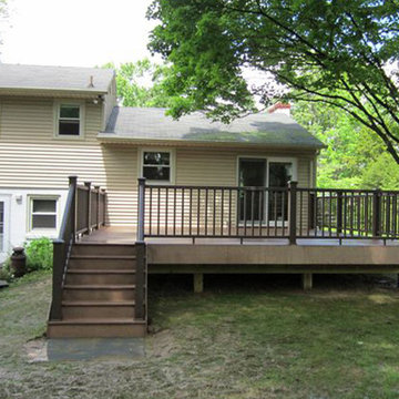 Backyard deck in Ardmore, PA