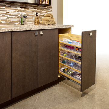 ShowplaceEVO - Tall Vanity Pull-Out Trays