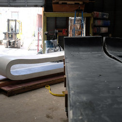 Manhattan Beach Loop Bench - Products
