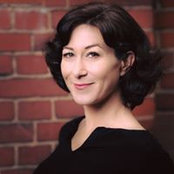 Julia Reifenberger's photo