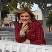 Holly R. Sampson's photo