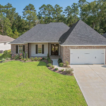 FOR SALE: 412 Cottonwood Creek Ln. Covington, LA 70433