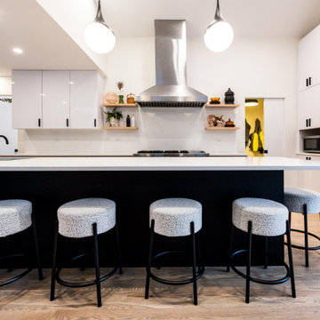 Miami Vice – Indian Head Park Open Kitchen