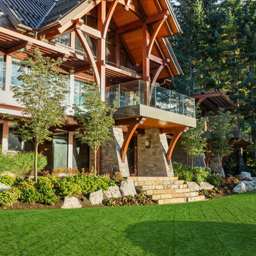 Grand Mountain Lodge