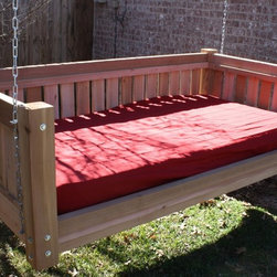 Victorian Cedar Swinging Daybed - Patio Furniture And Outdoor Furniture