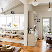 kitchen/living spaces
