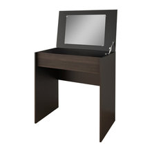 gav's desk