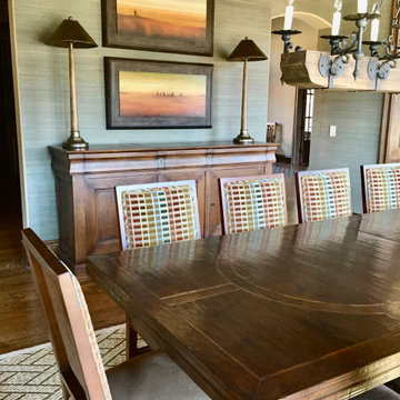 Clean Rustic Surrounded by Textured Grasscloth