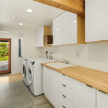 Seattle - Lakeridge (Forest Ave II)
