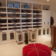 MASTER DRESSING ROOM!