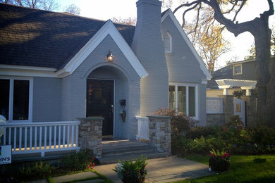 Inspiration for a timeless exterior home remodel in Dallas