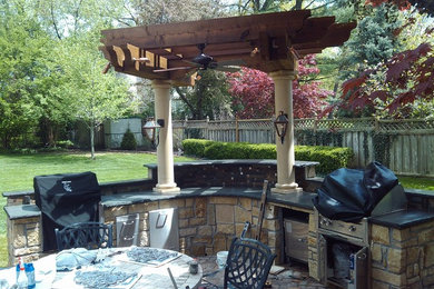 Inspiration for a timeless patio remodel in Kansas City