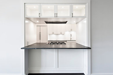 Kitchen photo in New York