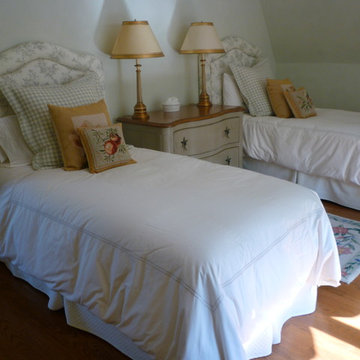 Twin Bedroom
