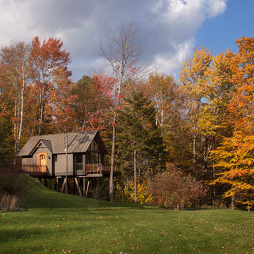 Treehouse near Mountain Top Inn