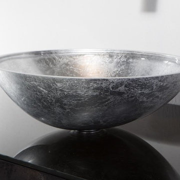 Waschbecken im Metallic Look