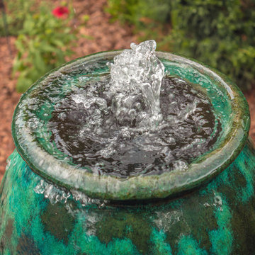 Vase Water Feature & Garden Wall