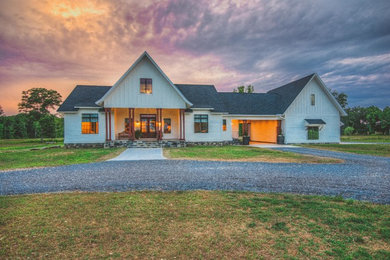 Country exterior home photo in Charlotte