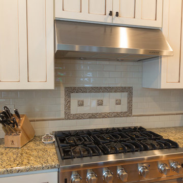 Benita Backsplash