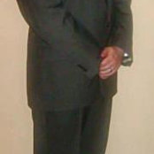 George Simmonss foto
