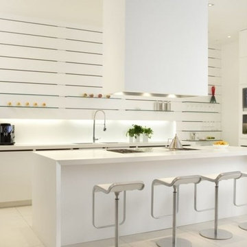Crisp, White, Modern Toronto Kitchen