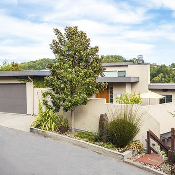 Hillcrest Custom Contemporary