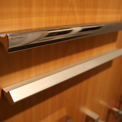 Modern styles - Cabinet And Drawer Handle Pulls