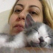 Özge Özge's photo