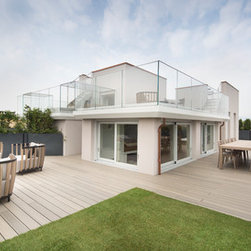 UltraShield&reg; by D&eacute;co - Outdoor Products