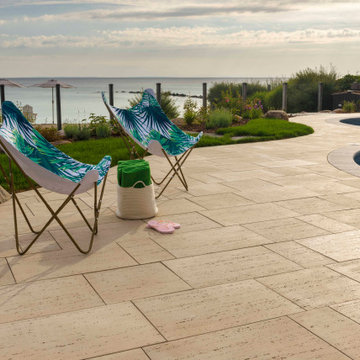 Poolside Design in Thornbury, ON
