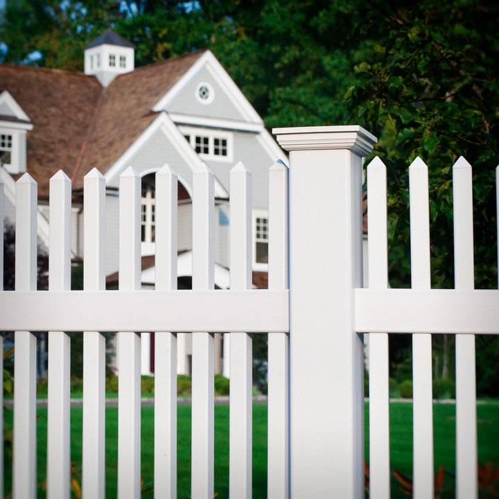 75 Beautiful White Picket Fence Home Design Ideas & Designs | Houzz AU