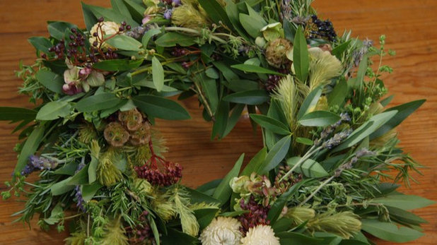 Houzz TV: Create a Fragrant Wreath