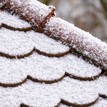 Roof & Gutter De-Icing